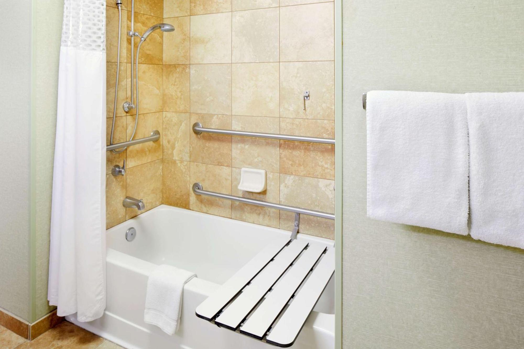 Hampton Inn & Suites Savannah/Midtown Екстер'єр фото