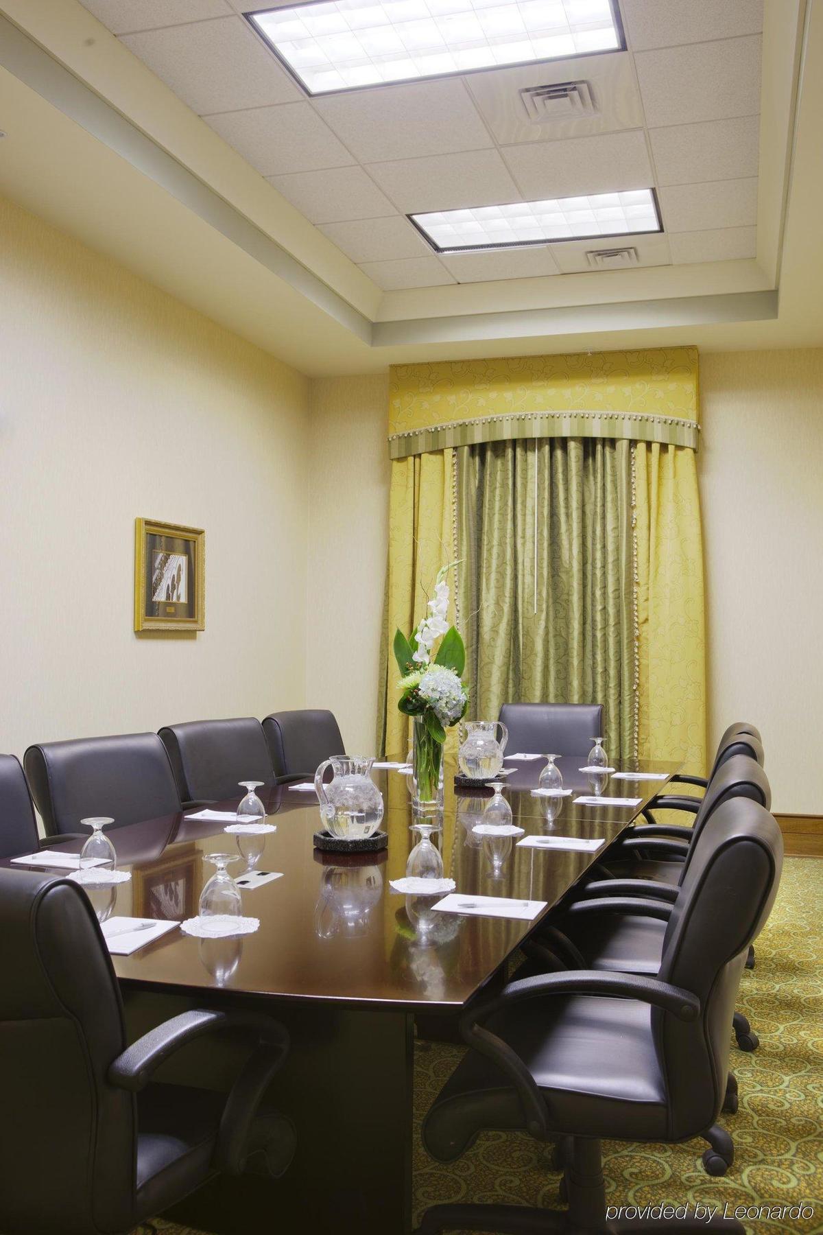 Hampton Inn & Suites Savannah/Midtown Зручності фото